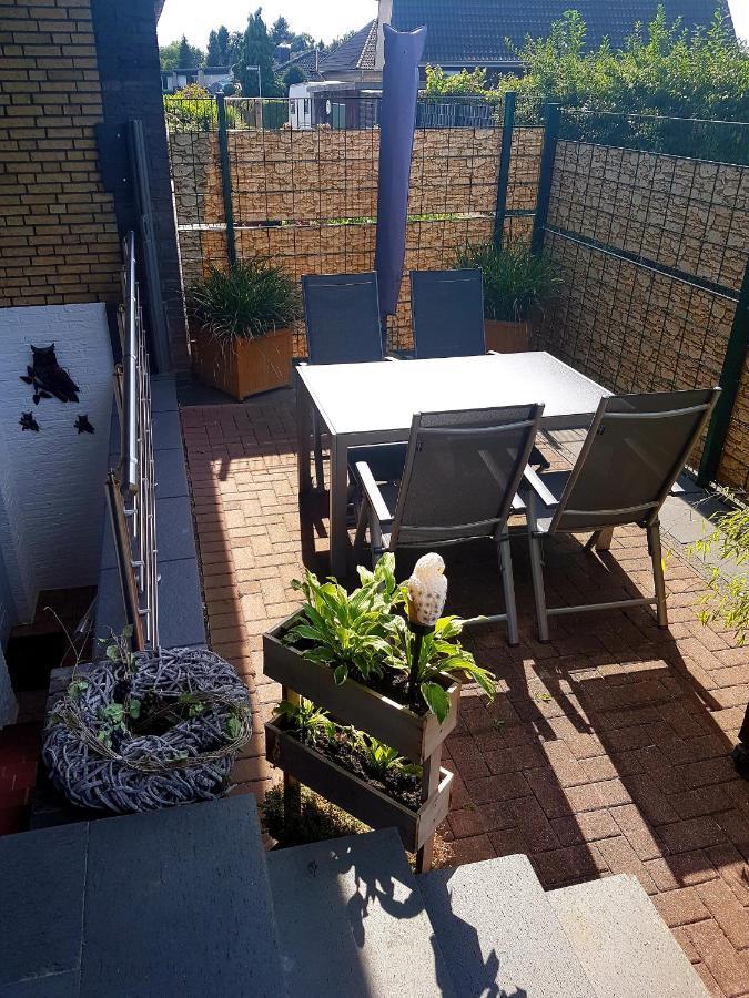 Eulennest Im Souterrain Apartment Elten Exterior foto